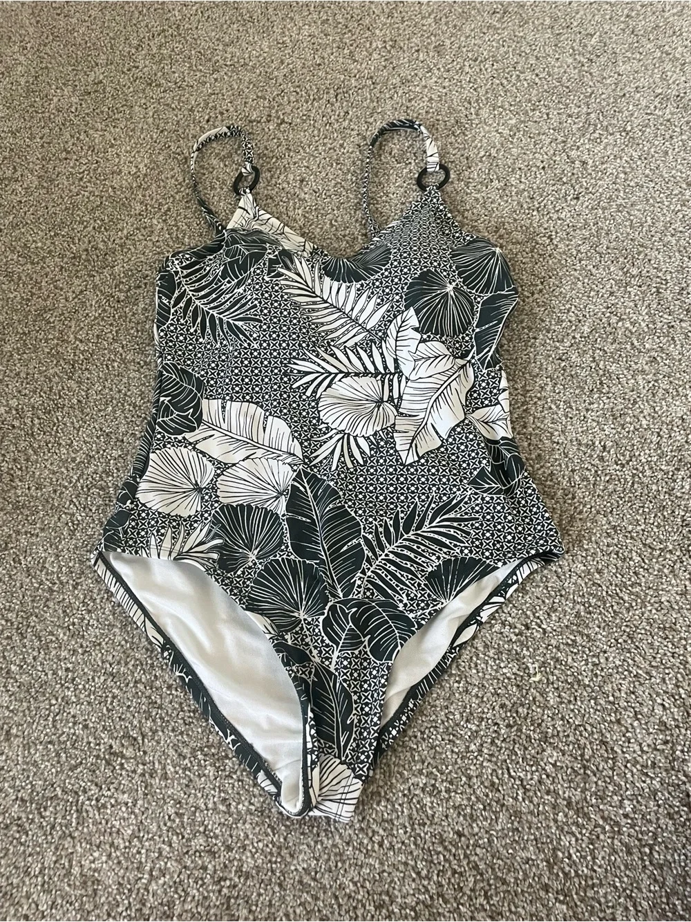 Kona Sol One Piece Women’s Small Swimsuit